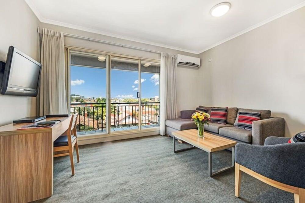 Punt Road Apartment Hotel 墨尔本 外观 照片