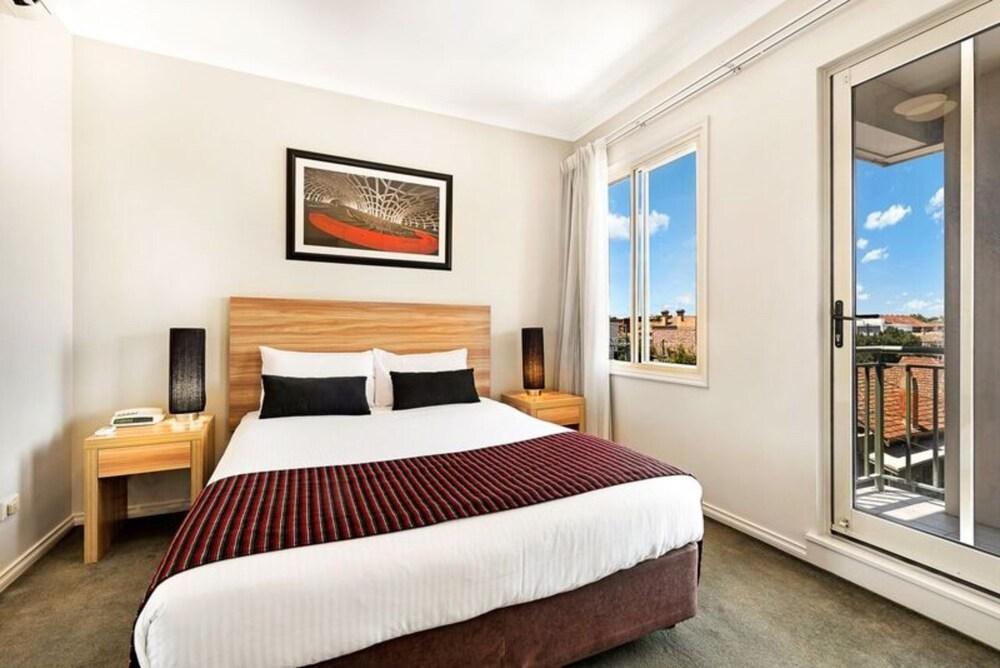 Punt Road Apartment Hotel 墨尔本 外观 照片